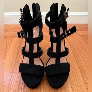 TOP Moda Black Heels